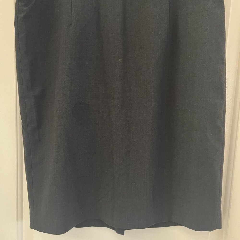 Slightly Worn Three piece two button Calvin Klein Suit Sz 14 skirt & pants - Picture 3 of 4